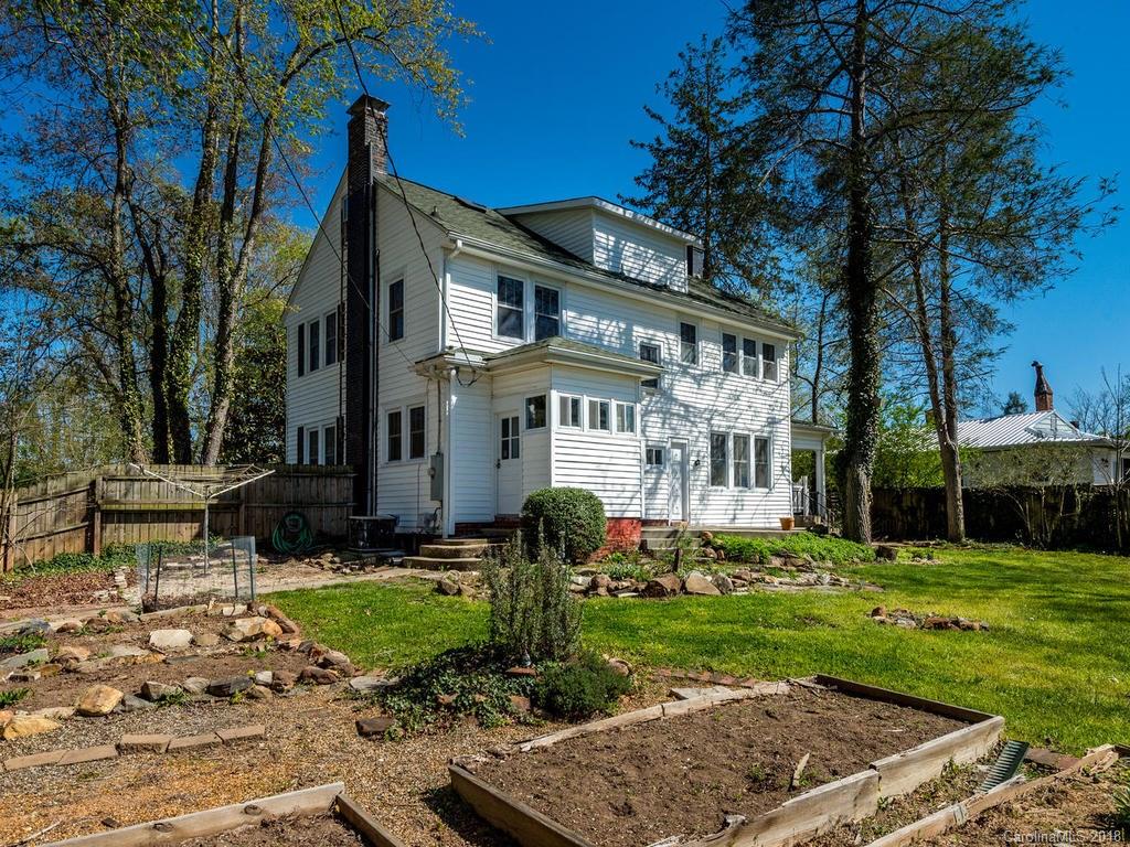 23 & 15 Vance Crescent Street Asheville NC 28806