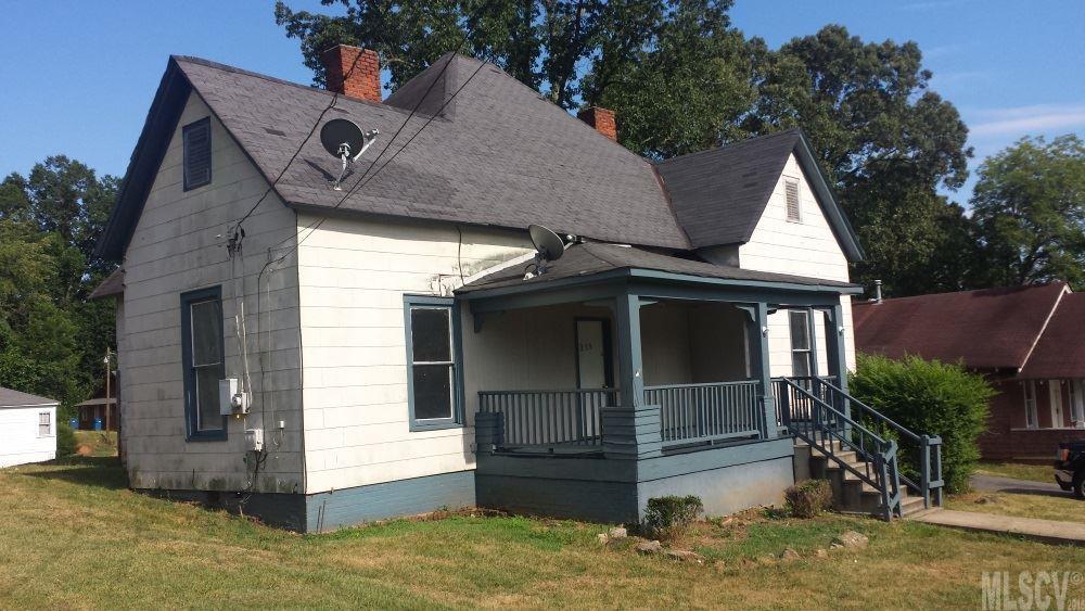 239 1st Street SE Hickory NC 28602