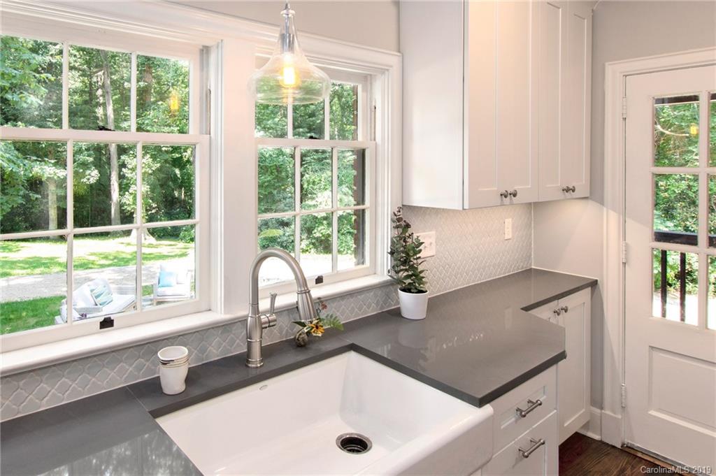44 Lakewood Drive Asheville NC 28803