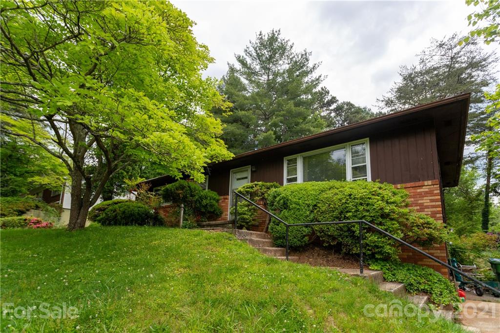 24 Pinehurst Road Asheville NC 28805