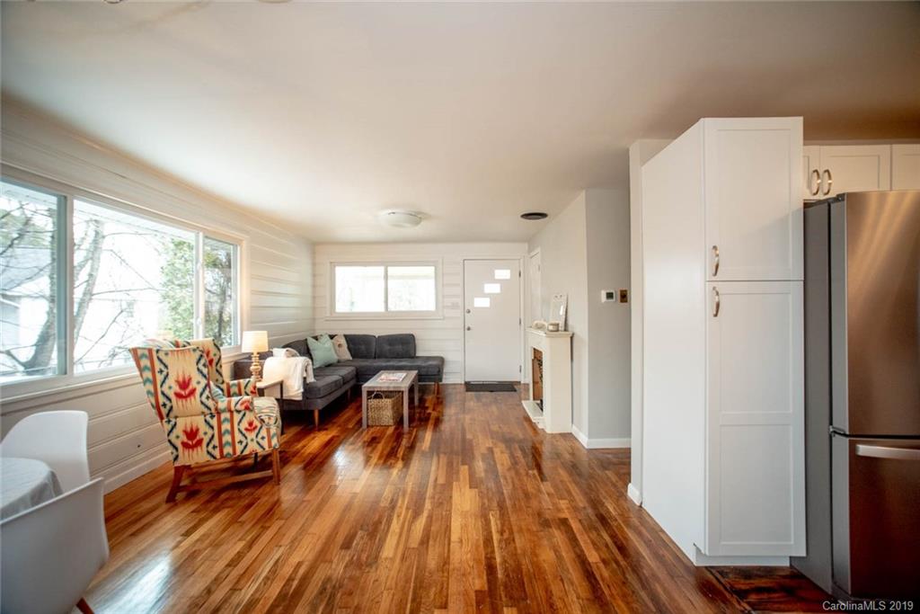 5 Violet Hill Circle Asheville NC 28805