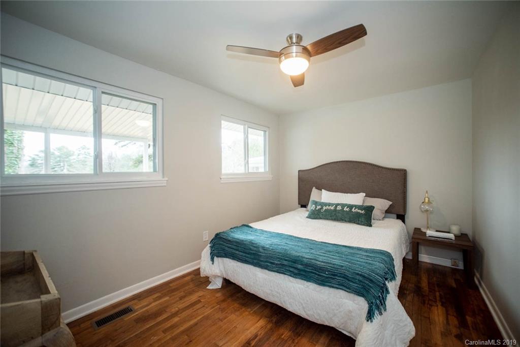 5 Violet Hill Circle Asheville NC 28805