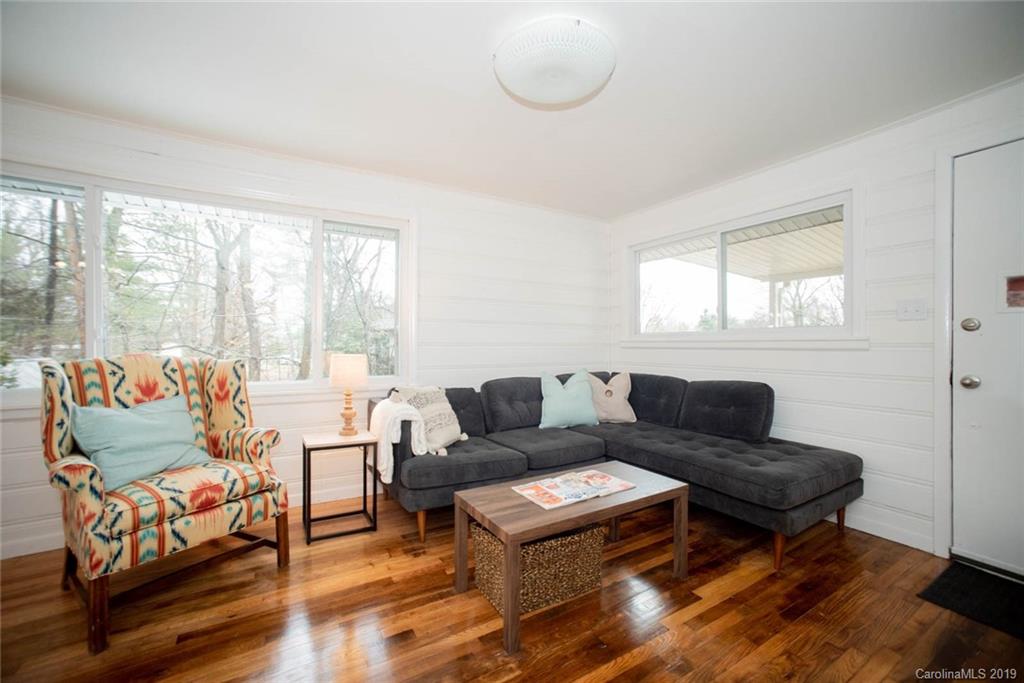 5 Violet Hill Circle Asheville NC 28805