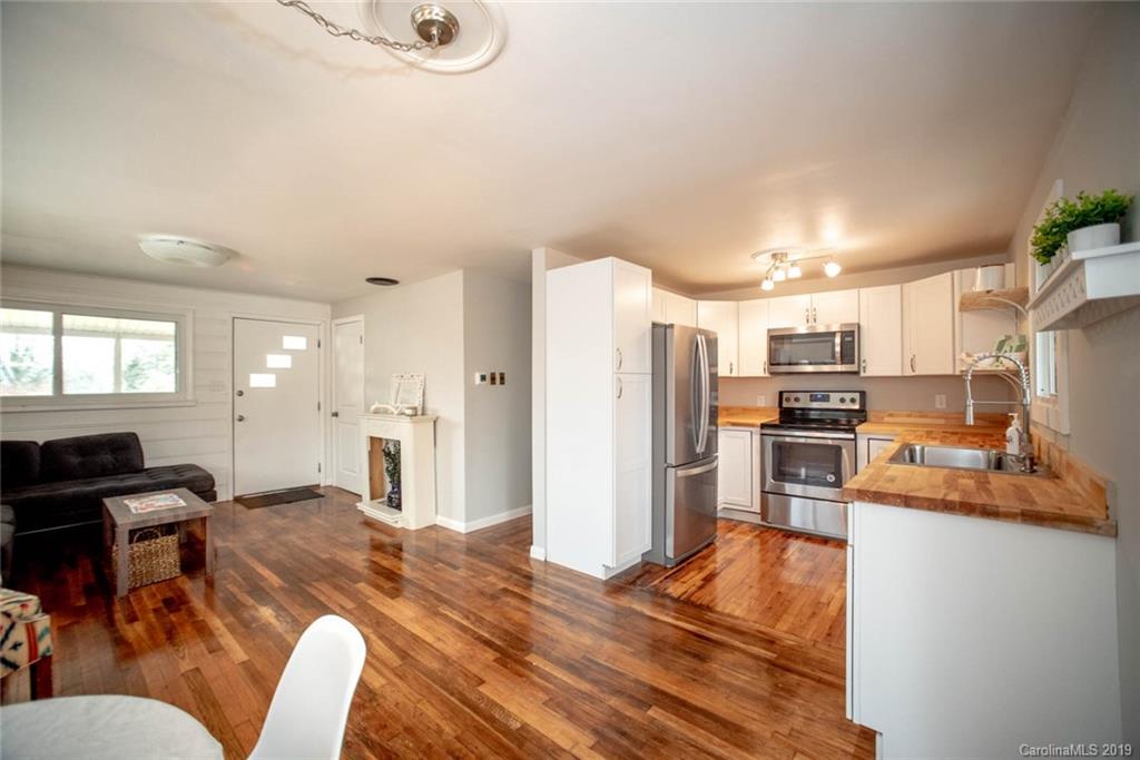 5 Violet Hill Circle Asheville NC 28805