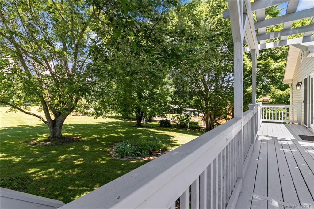 135 Meadowbrook Acres Candler NC 28715