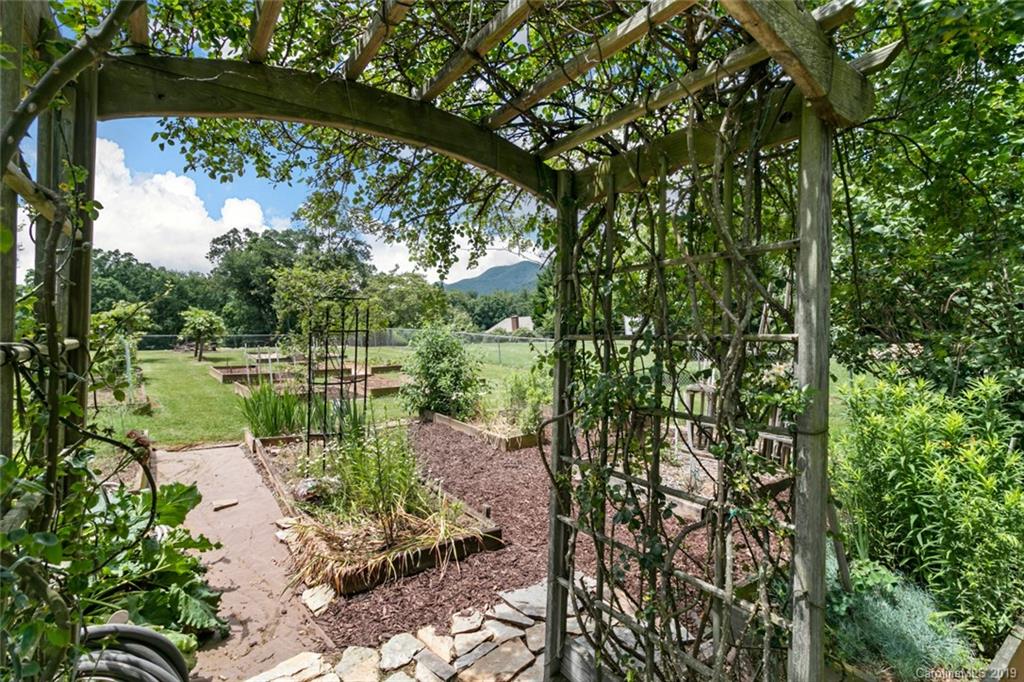 135 Meadowbrook Acres Candler NC 28715