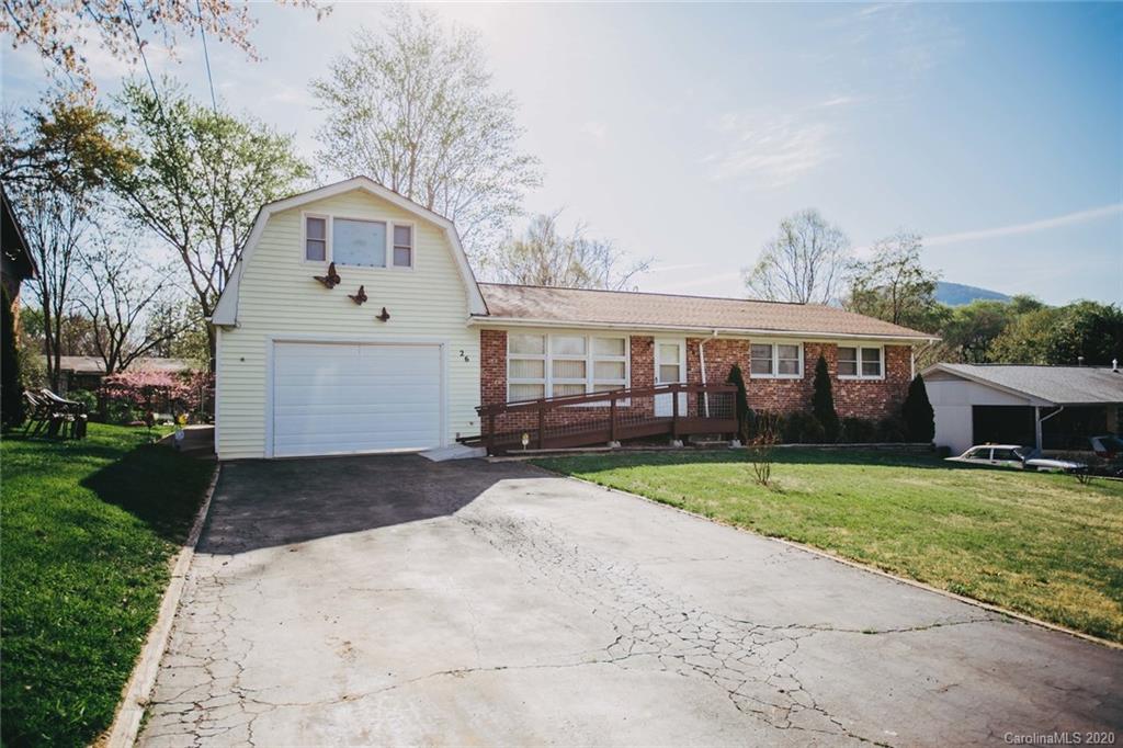 26 Wagon Road Asheville NC 28805
