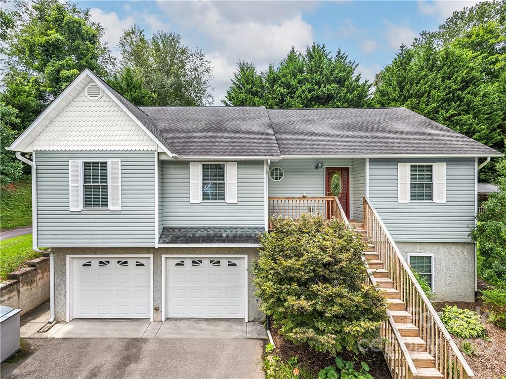 51 Golden Lane Leicester NC 28748