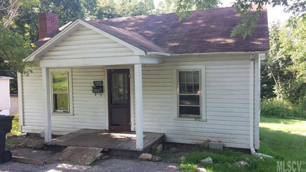1613 7th Avenue SW Hickory NC 28602