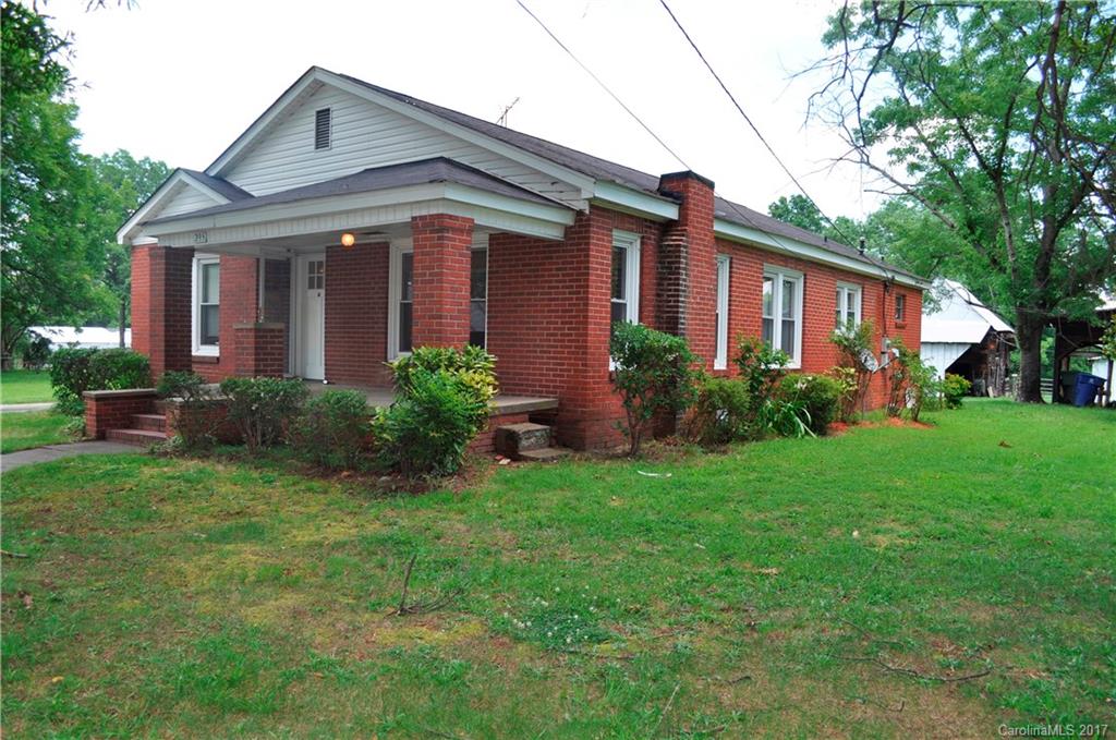 295 W Statesville Avenue Mooresville NC 28115