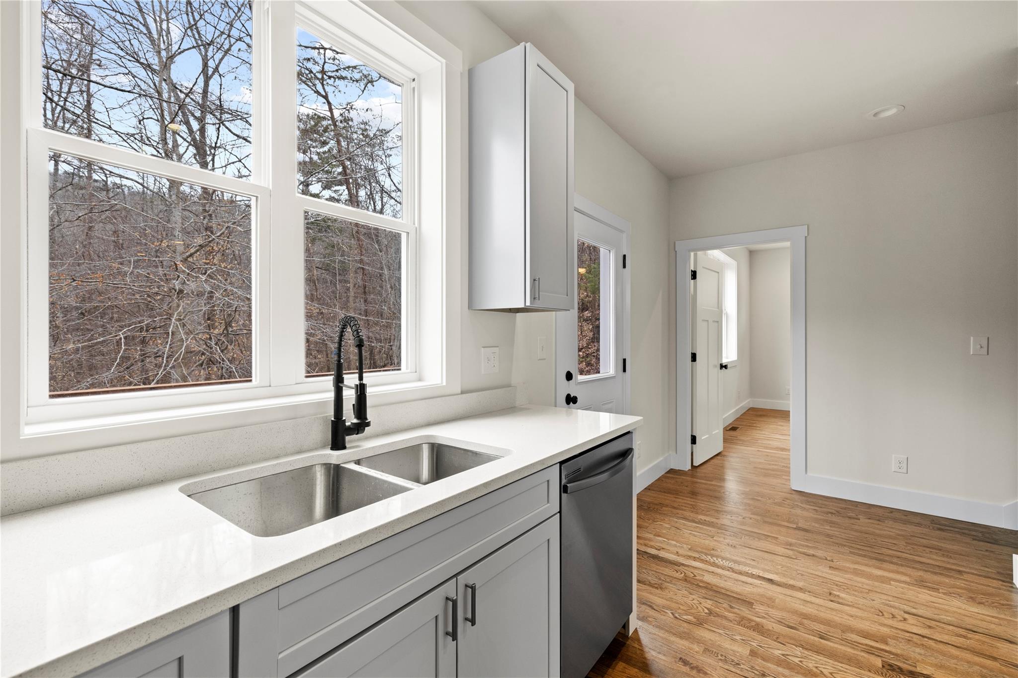62 Three Oaks Drive Asheville NC 28804