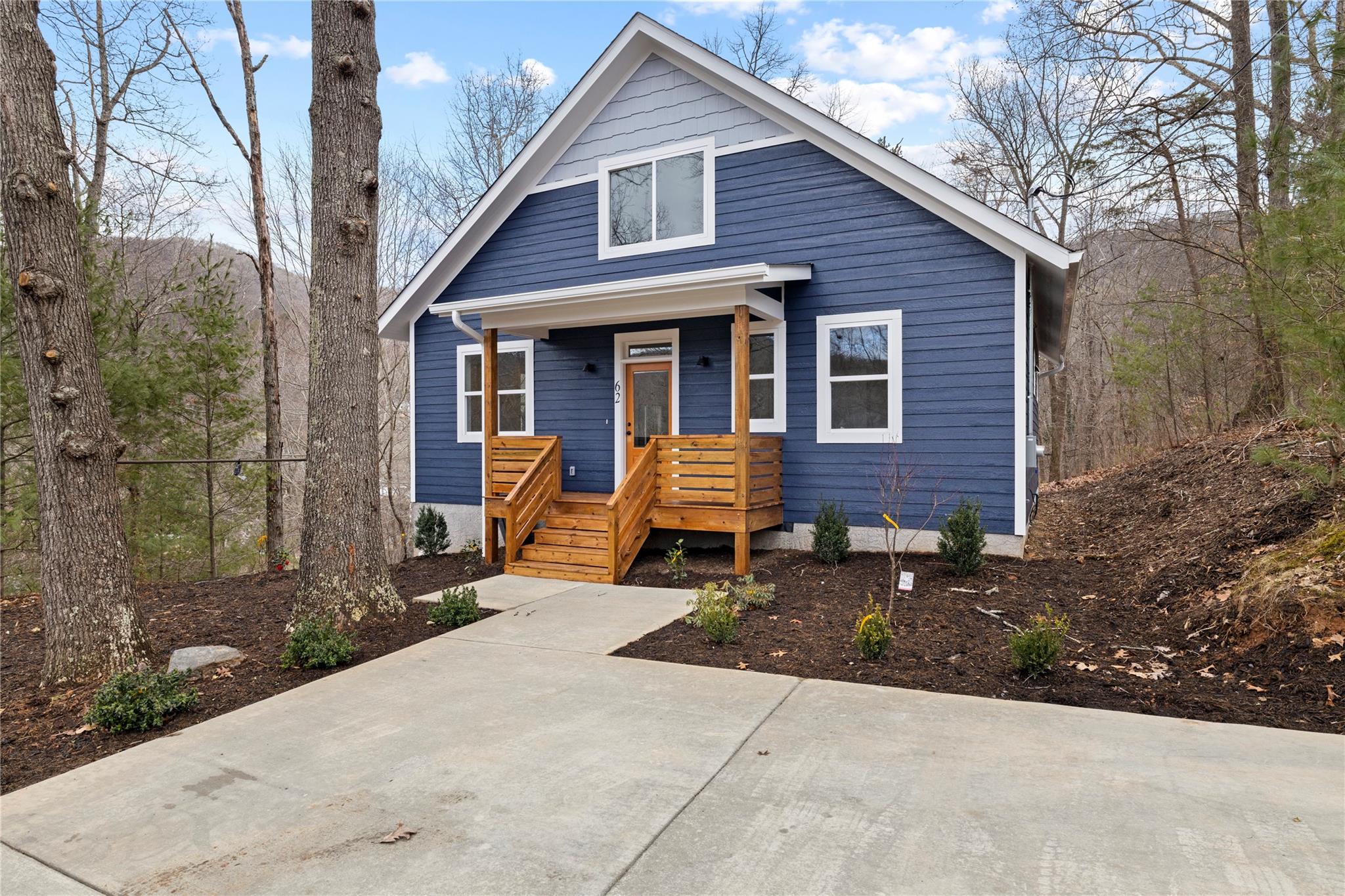 62 Three Oaks Drive Asheville NC 28804
