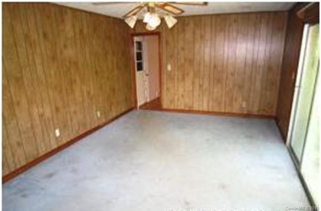 12 Water Oak Lane Candler NC 28715