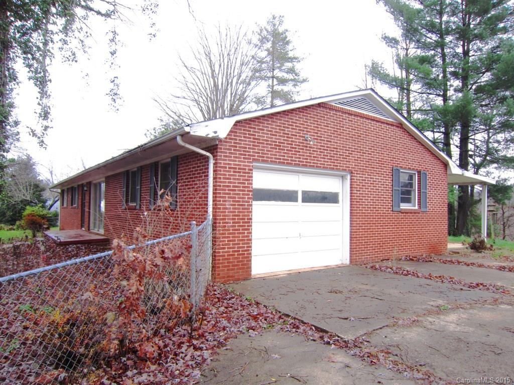 12 Water Oak Lane Candler NC 28715