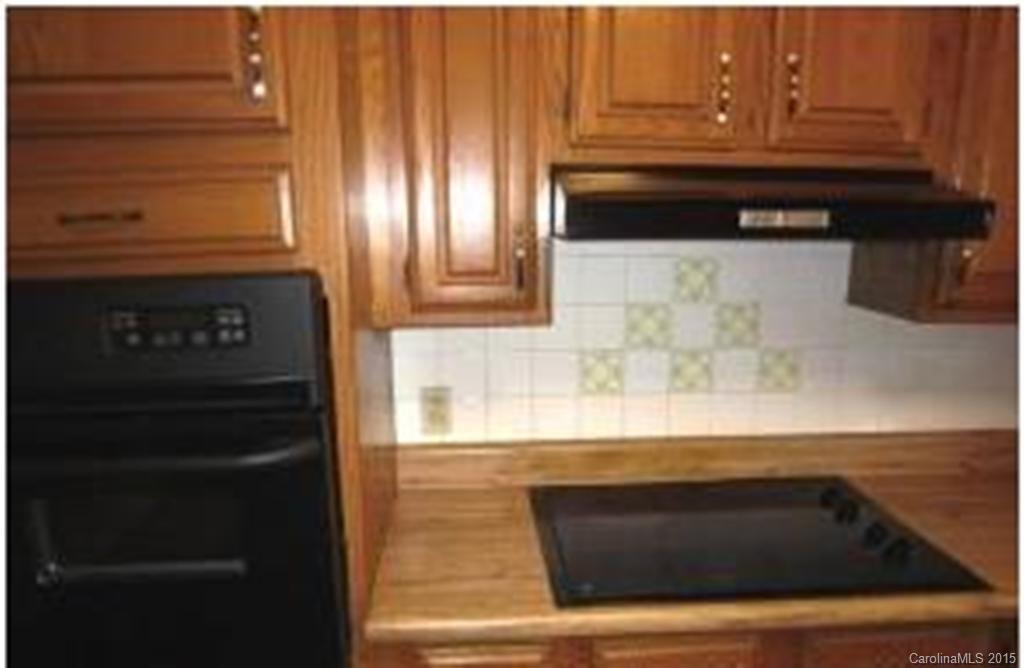 12 Water Oak Lane Candler NC 28715