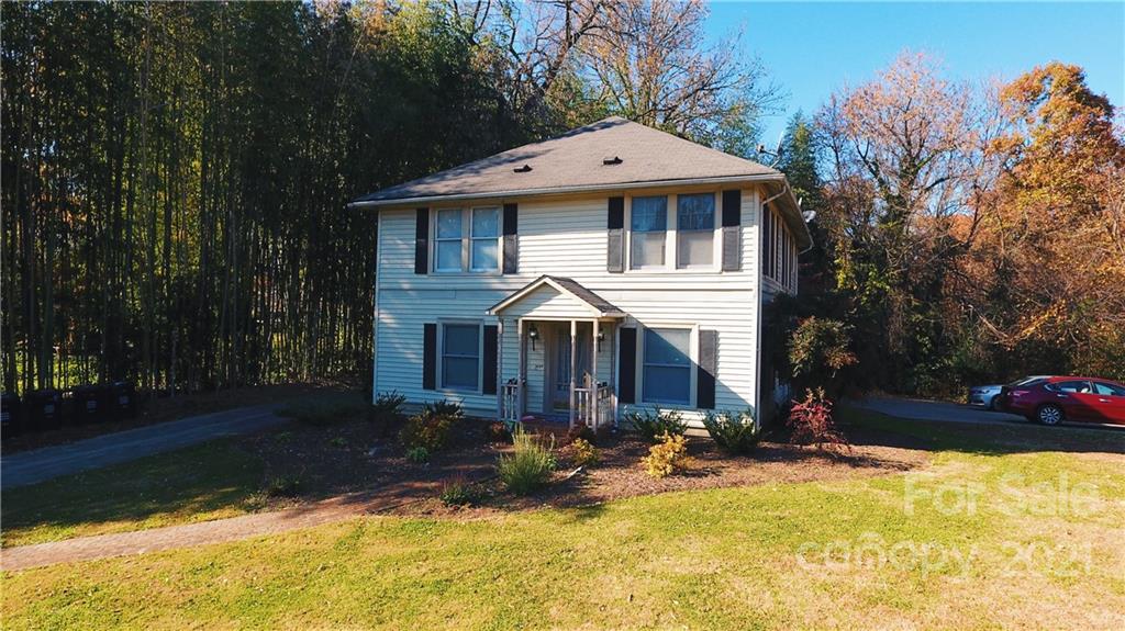 99 Edgewood Avenue NE Concord NC 28025