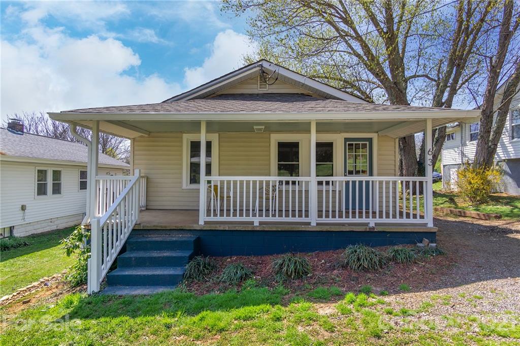 63 Oak Hill Drive Asheville NC 28806