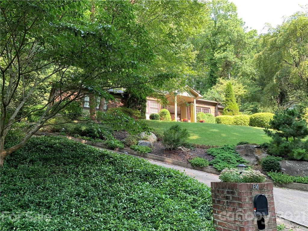 64 Woodbury Road Asheville NC 28804