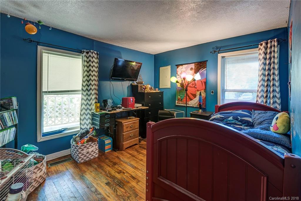 170 Pinebrook Road Asheville NC 28804