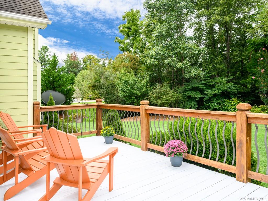 104 Twin Courts Drive Weaverville NC 28787