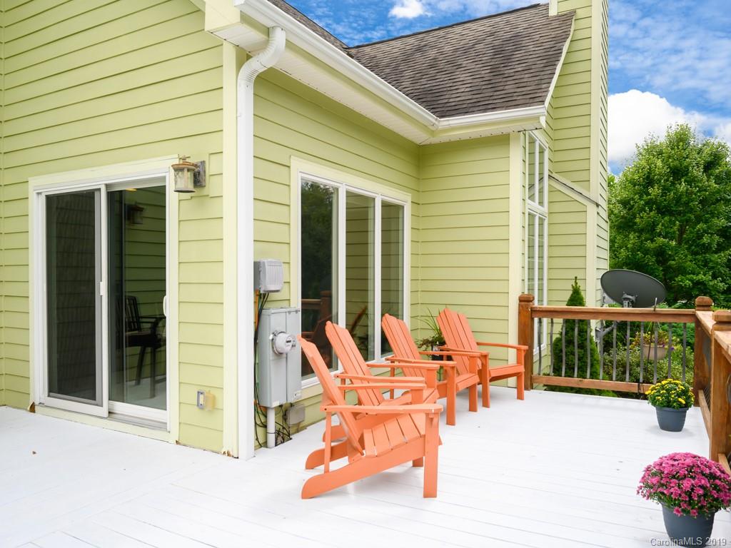 104 Twin Courts Drive Weaverville NC 28787