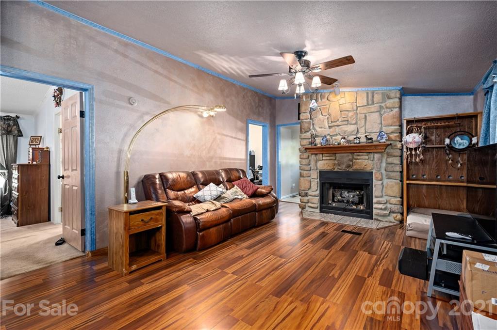 40 Mccall Mountain Road Pisgah Forest NC 28768