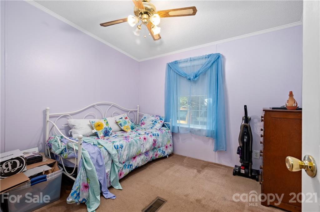 40 Mccall Mountain Road Pisgah Forest NC 28768