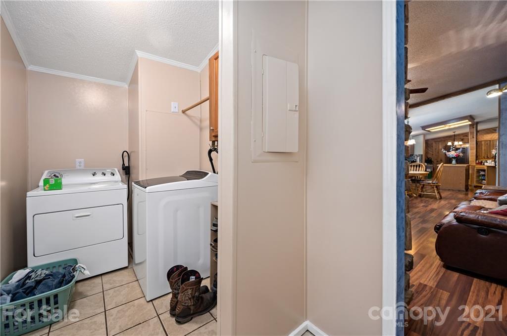 40 Mccall Mountain Road Pisgah Forest NC 28768