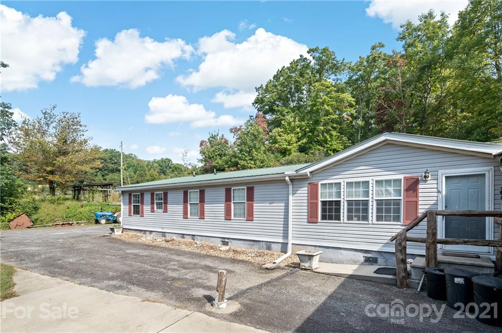 40 Mccall Mountain Road Pisgah Forest NC 28768