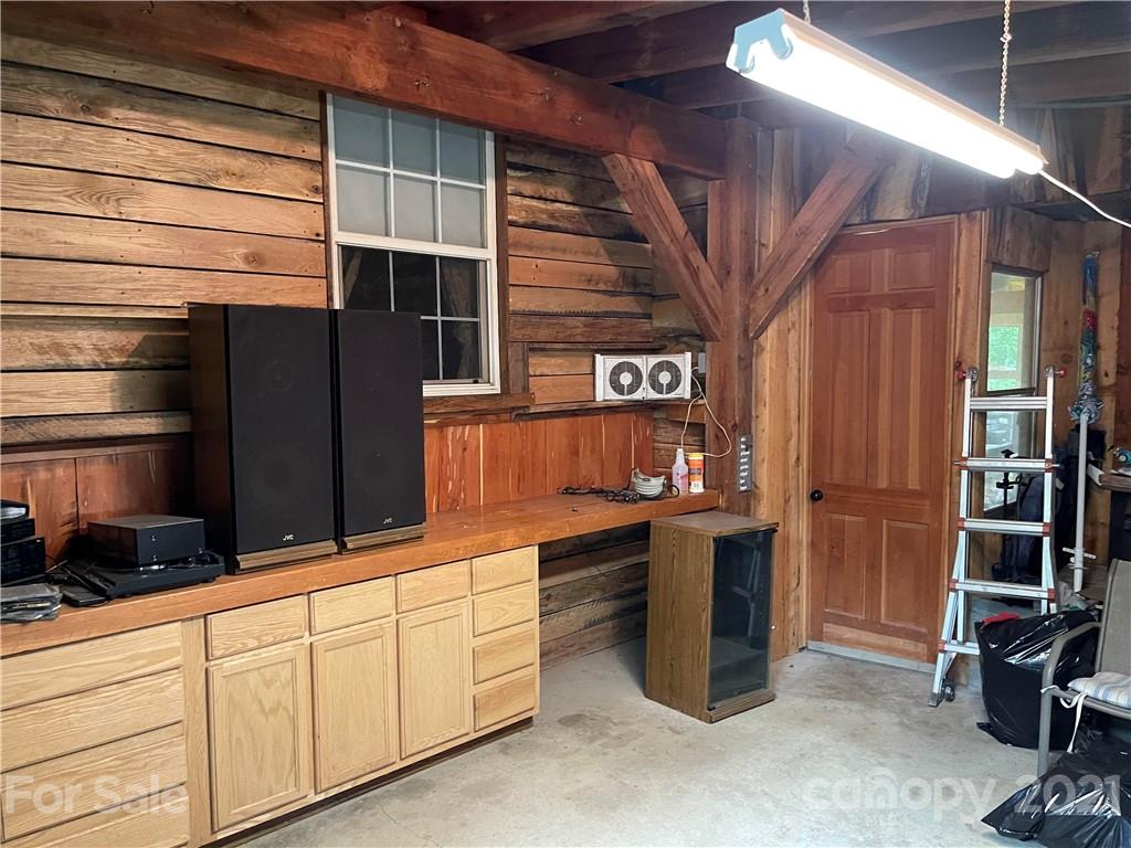 40 Mccall Mountain Road Pisgah Forest NC 28768