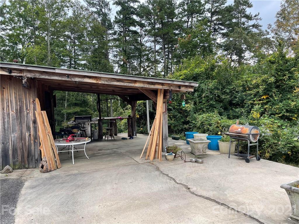 40 Mccall Mountain Road Pisgah Forest NC 28768