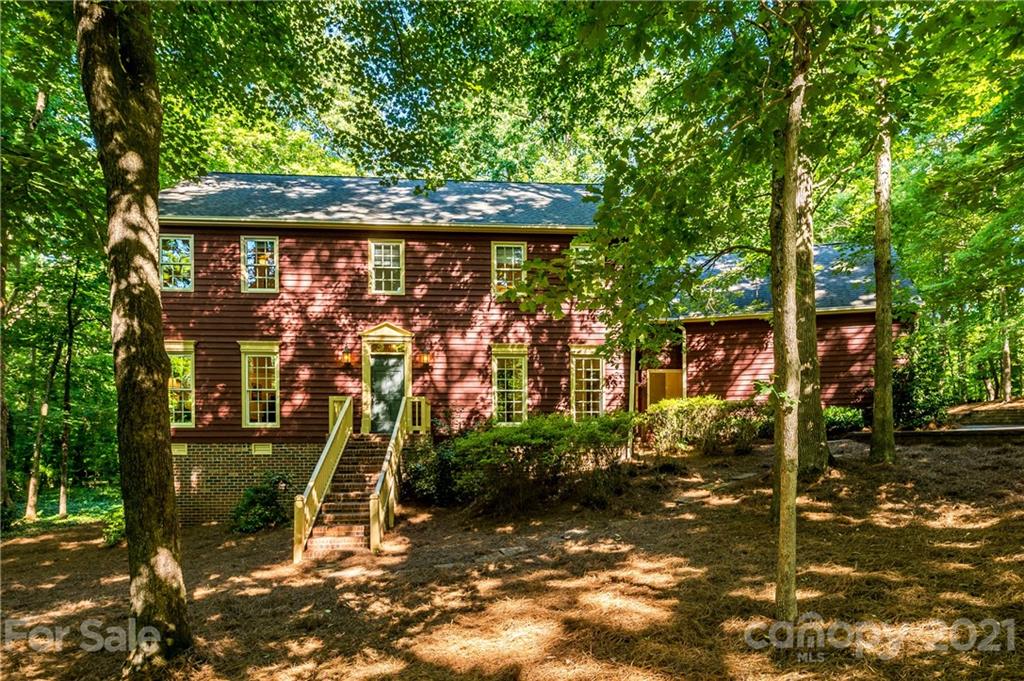300 Abbotsford Court Charlotte NC 28270