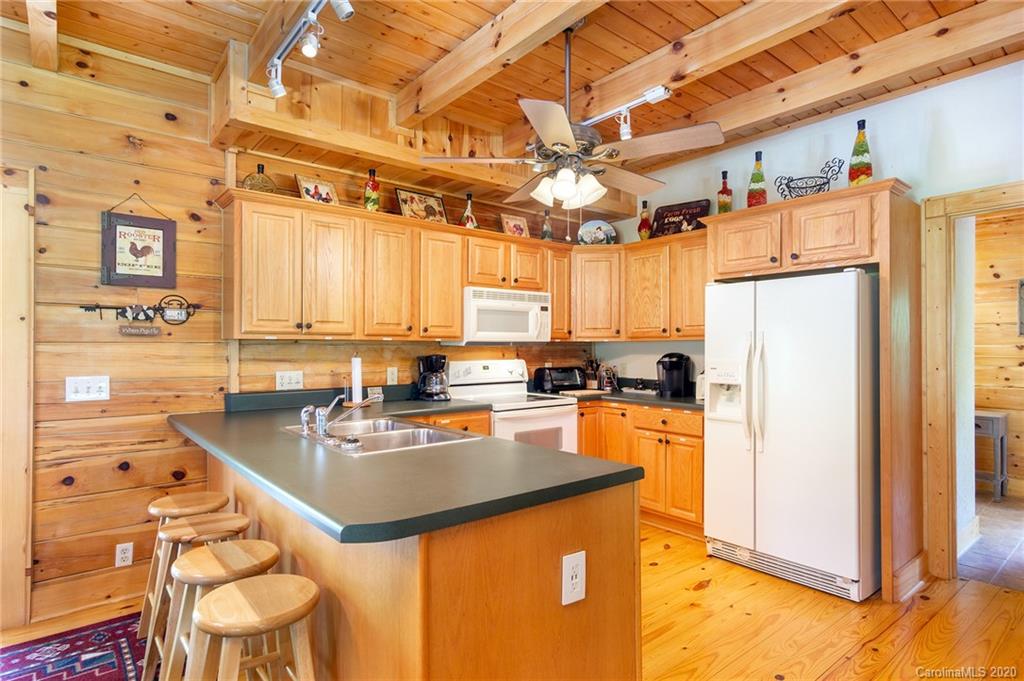 131 Tanner Trail Waynesville NC 28785