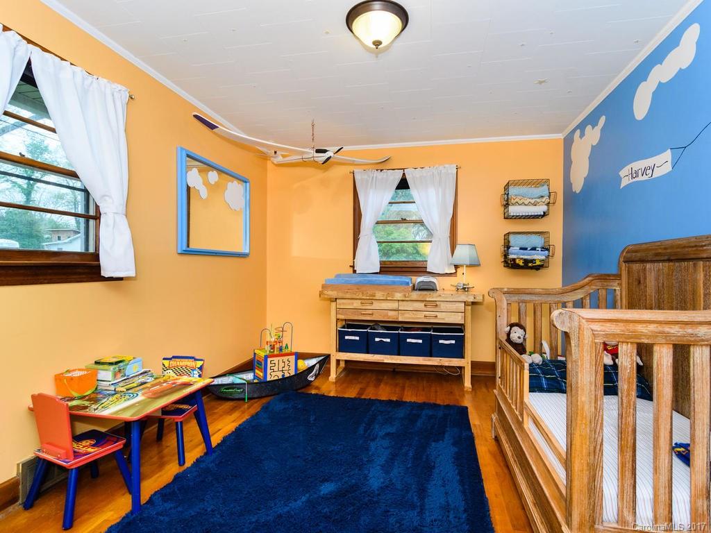 32 Woodgate Road Asheville NC 28806