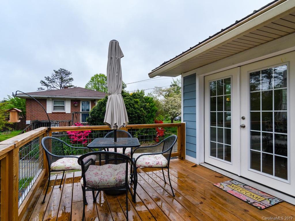32 Woodgate Road Asheville NC 28806