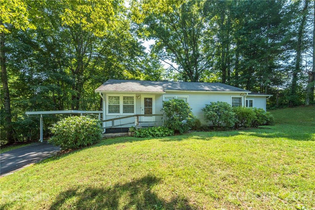 2323 Lackey Town Road Old Fort NC 28762