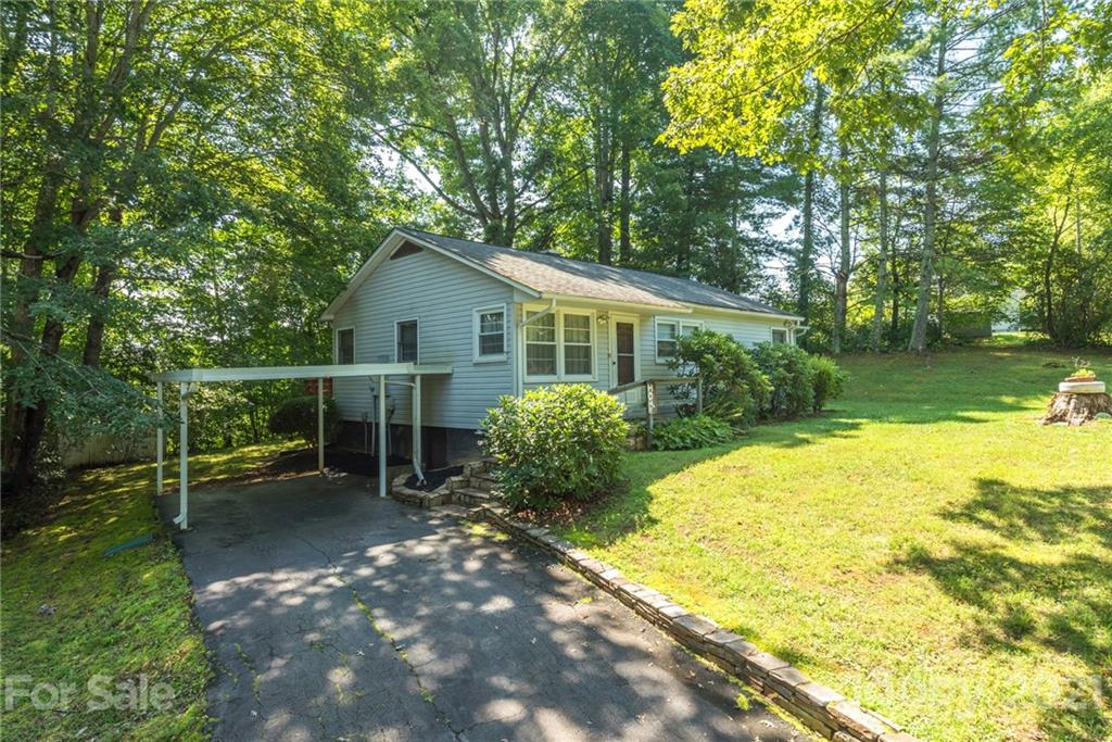 2323 Lackey Town Road Old Fort NC 28762