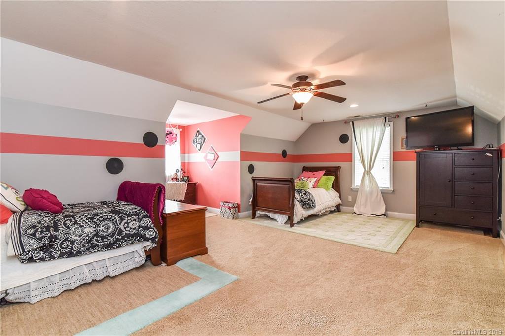 20 Linn Garden Lane Swannanoa NC 28778