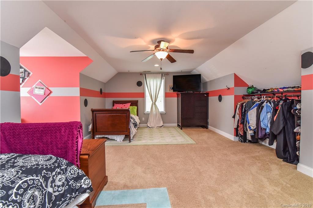 20 Linn Garden Lane Swannanoa NC 28778