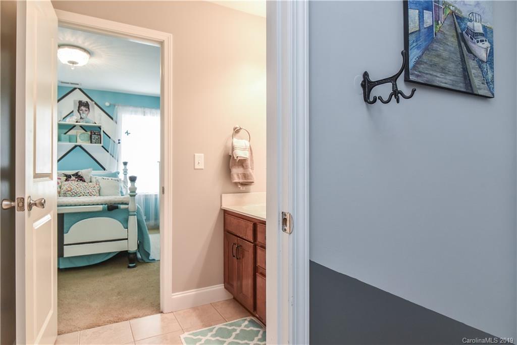 20 Linn Garden Lane Swannanoa NC 28778