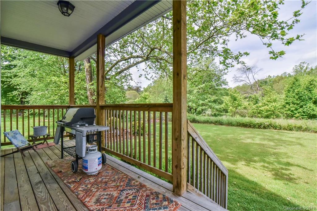 20 Linn Garden Lane Swannanoa NC 28778