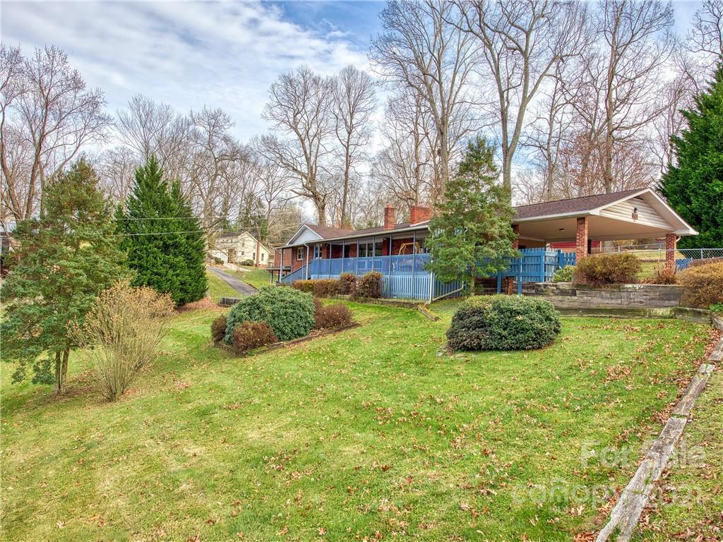 204 Oak Park Drive Clyde NC 28721