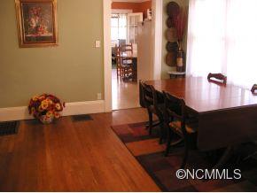 183 Brucemont Circle Asheville NC 28806