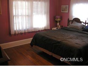 183 Brucemont Circle Asheville NC 28806