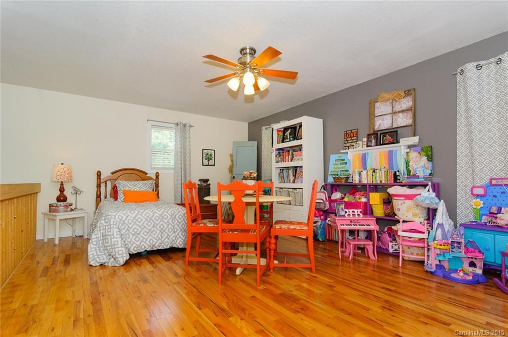 358 Blackberry Ridge Road Burnsville NC 28714