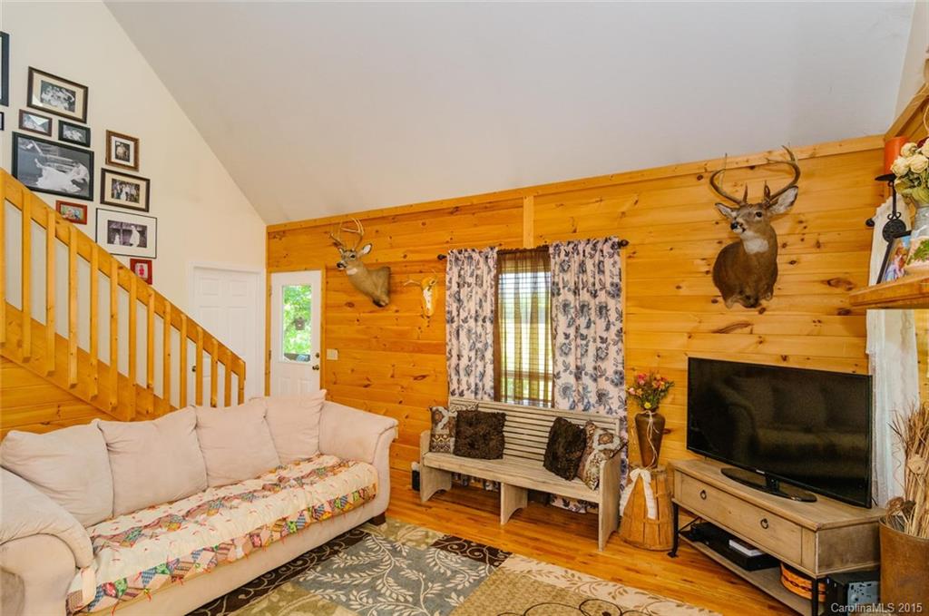 358 Blackberry Ridge Road Burnsville NC 28714
