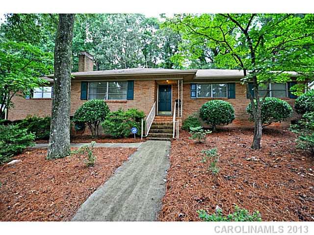 1523 Woodberry Road Charlotte NC 28212