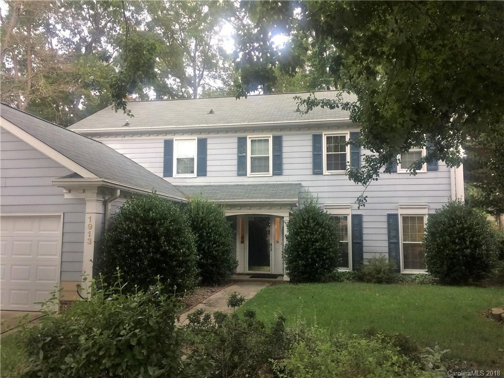 1913 Dembrigh Lane Charlotte NC 28262