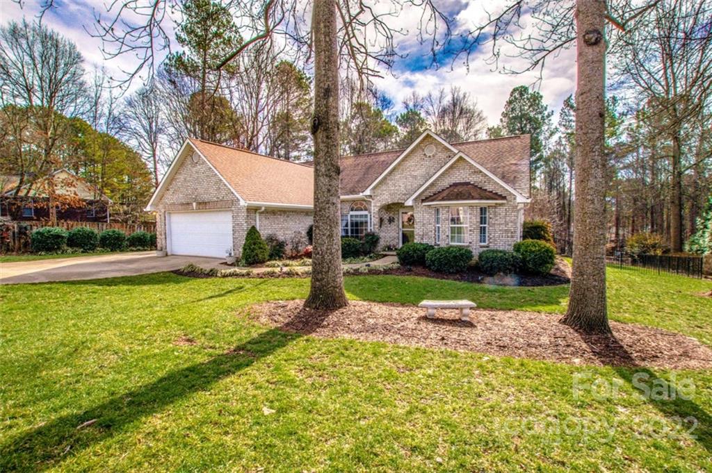 123 Sea Trail Drive Mooresville NC 28117