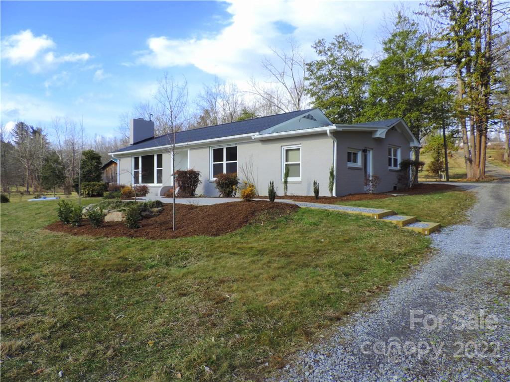 63 Owenby Road Candler NC 28715